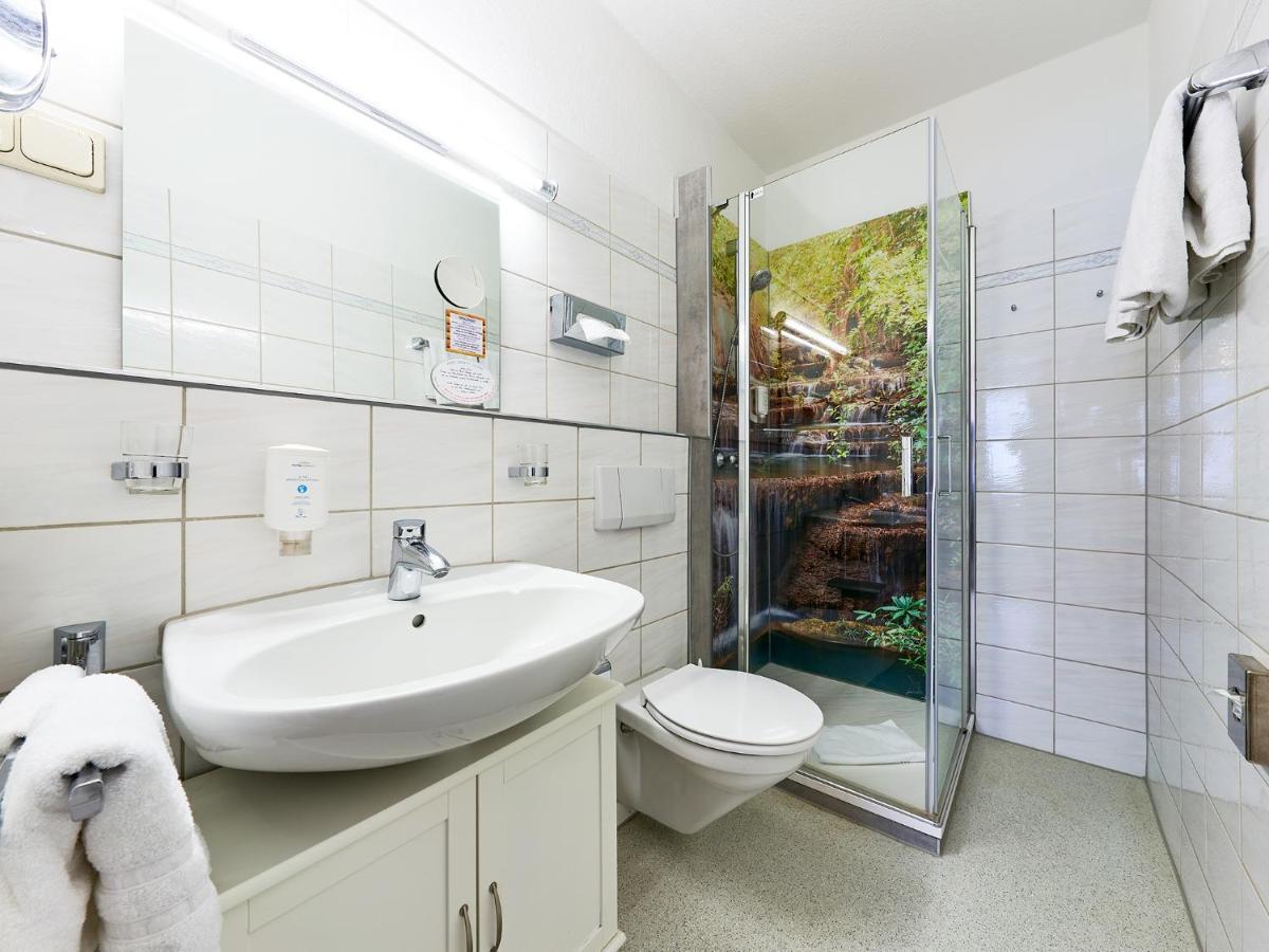 Vitalhotel Am Stadtpark Superior Bad Harzburg Exterior foto